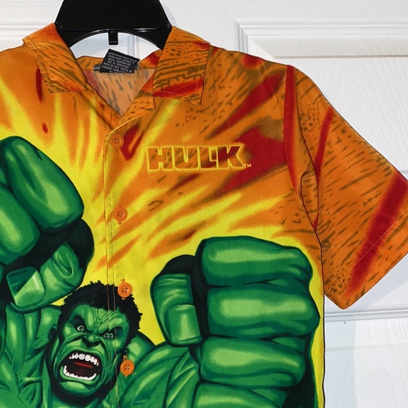 3/$30 Vintage Hulk Shirt - Picture 2 of 6